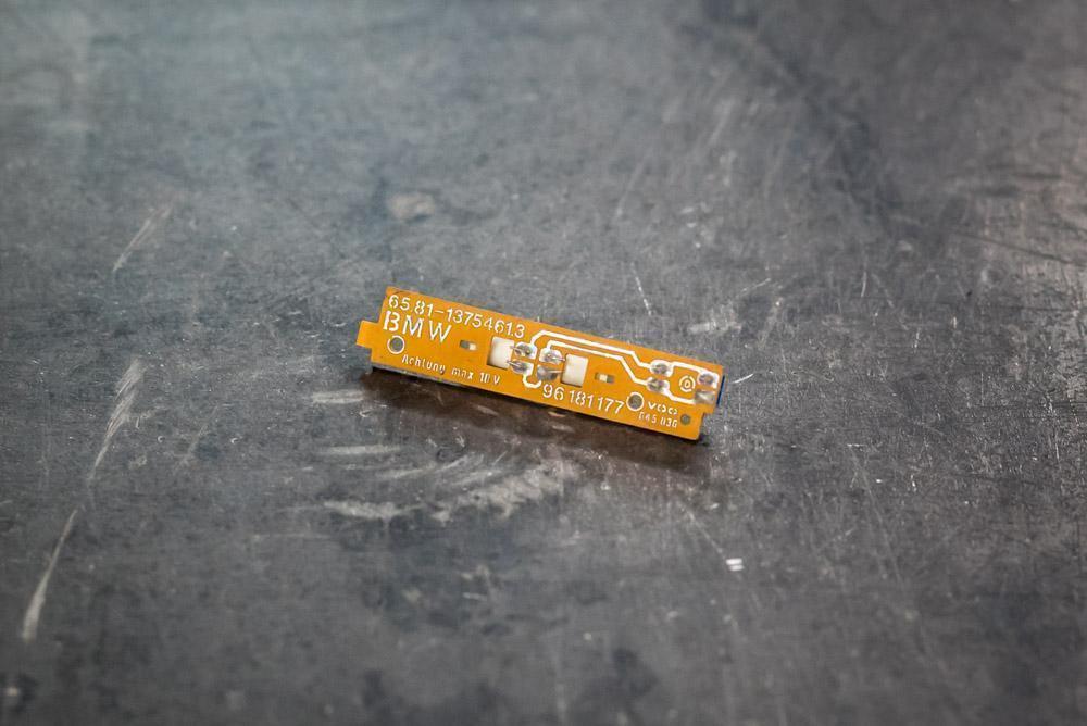 Garagistic - LED 13 Button OBC Light Bar Conversion - E30, E24, E28 - Image 5