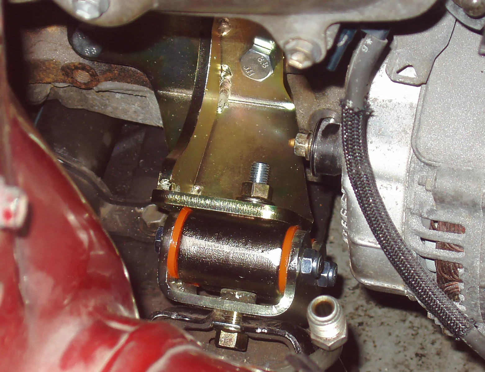 AE86 BEAMS Motor Mount Brackets - Series 1 - Image 4