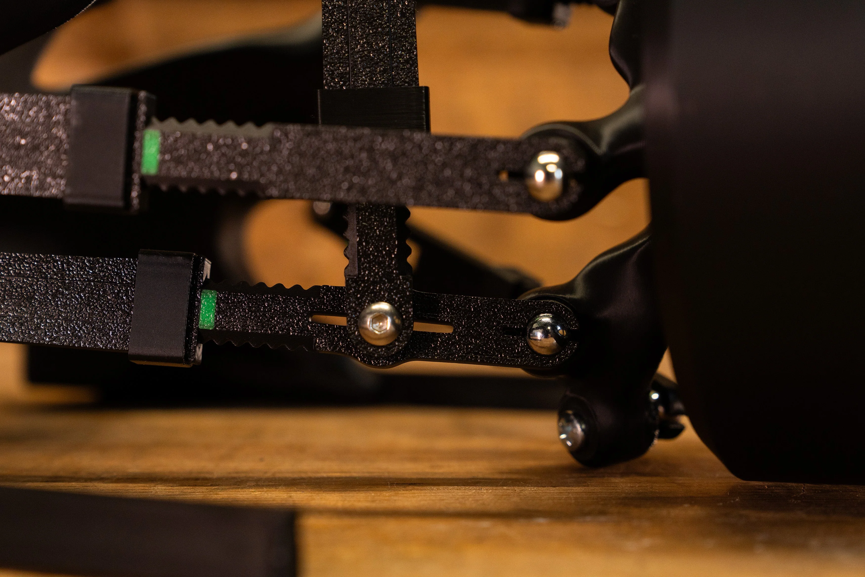 FDF Raceshop - BMW 5 Link Rear Suspension Display - Image 8