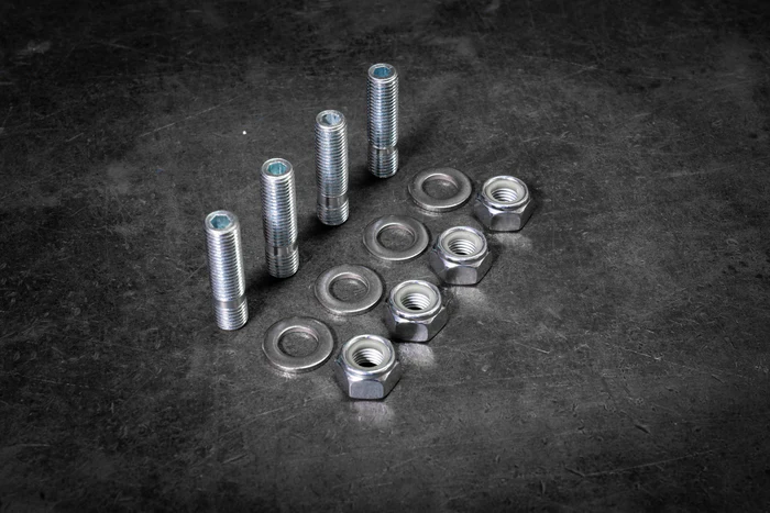 Garagistic - Differential Stud Kit - (E30, Z3, E28)