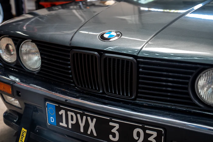 Garagistic - E30 Matte Black Kidney Grill - Aftermarket Replacement (51131945877) - Image 3