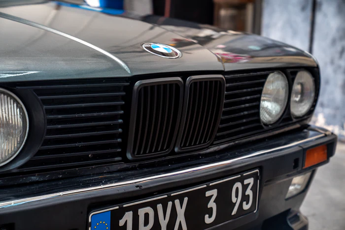 Garagistic - E30 Matte Black Kidney Grill - Aftermarket Replacement (51131945877) - Image 4