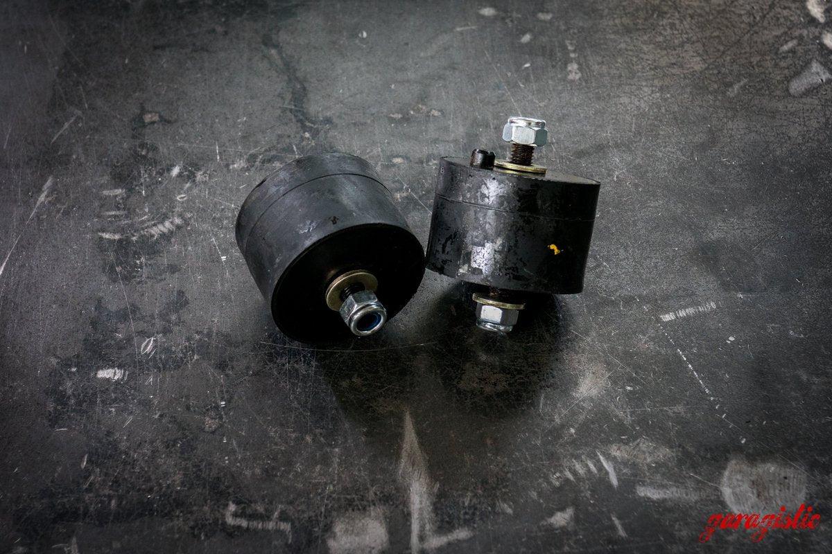 Garagistic - E30 HD Rubber Motor Mount Bushings - M20