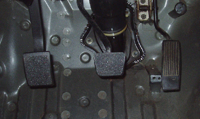 G50 Chassis Clutch Pedal Mount - Series 1, '89-'95 Q45 - Image 5