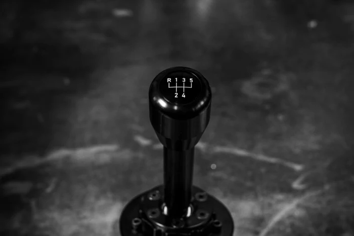 Garagistic - Standard Aluminum Shift Knob for BMW E21, E28, E30, E34, E36, E46 - Image 9