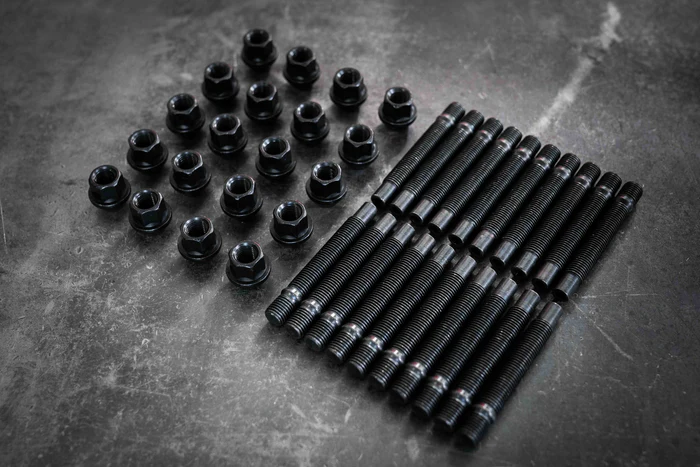 Garagistic - Mercedes Competition Wheel Stud Conversion Kit: (5-Lug) 12x1.5mm -W107, W116, W201, W203